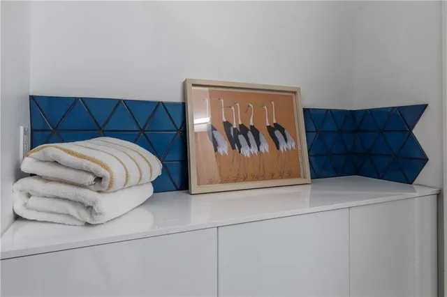 Additional image 31 of 36 JAMES St Unit 702