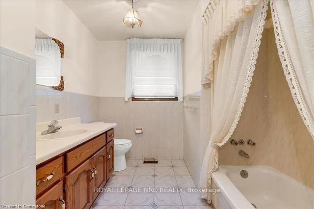 Additional image 20 of 103 Leggett Cres