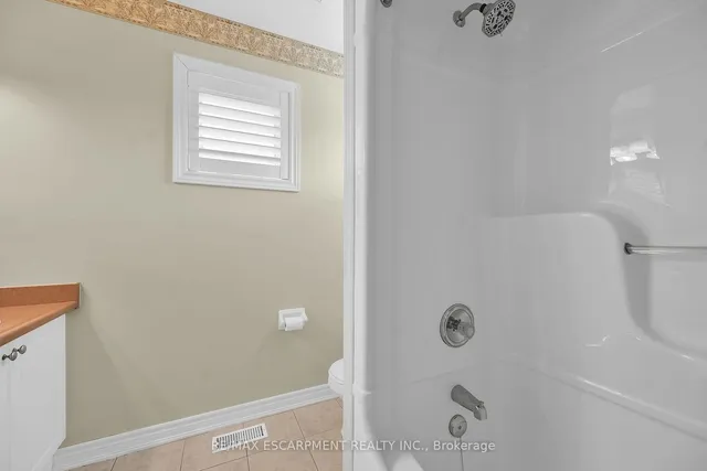 Additional image 25 of 28 Titan Dr