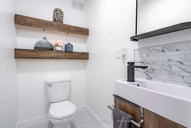 Additional image 18 of 30 Bristol St