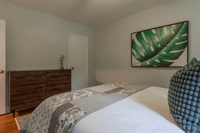 Additional image 21 of 839 MEWBURN Rd