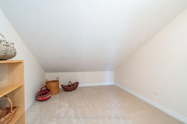 Additional image 28 of 55 Landscapes Tr