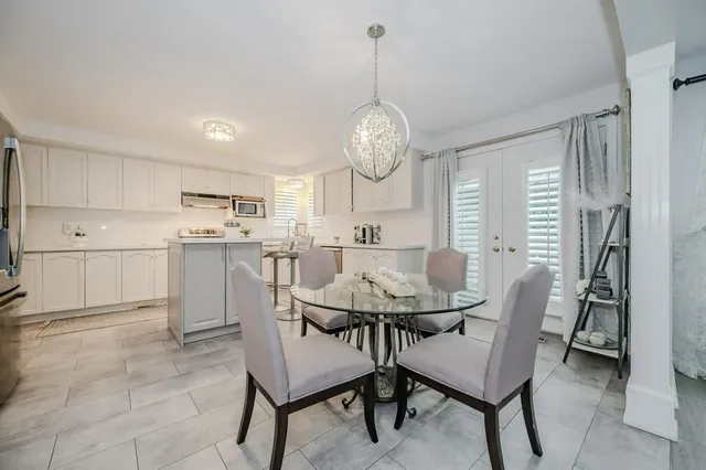 Additional image 11 of 260 CHESLEY St