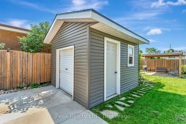 Additional image 30 of 157 Fielding Cres