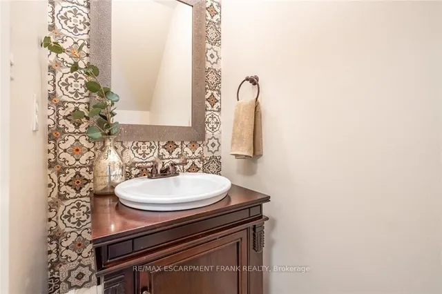 Additional image 3 of 1115 Paramount Dr Unit 103