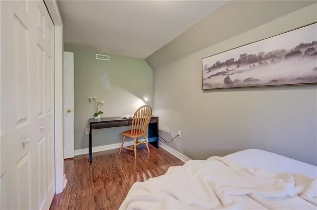 Additional image 23 of 1242 SHEFFIELD Rd