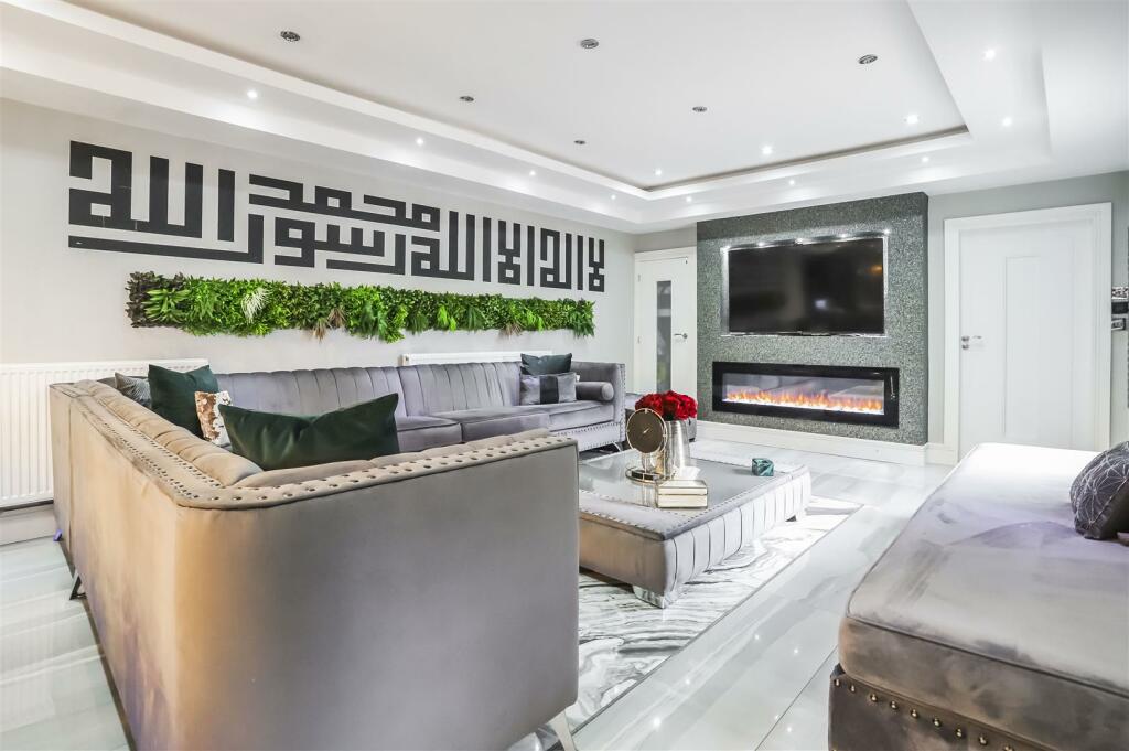 Additional image 3 of Manchester Road, Accrington