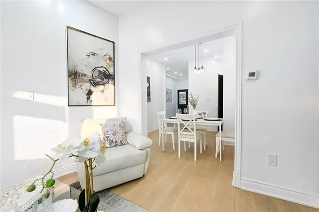 Additional image 9 of 58 GIBSON Ave