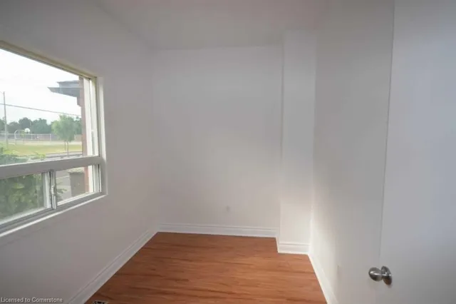 Additional image 8 of 279 Wentworth St