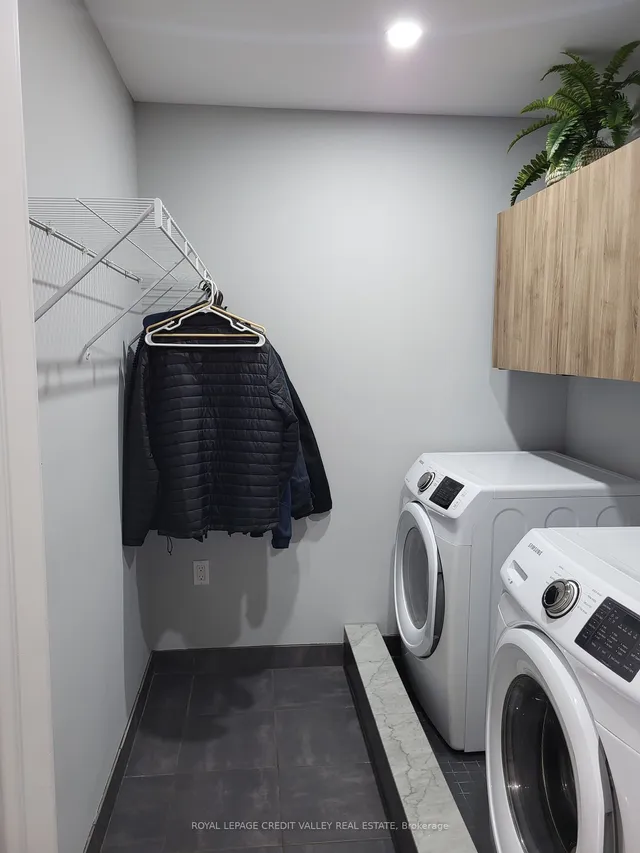 Additional image 17 of 50 Fairgrounds Dr