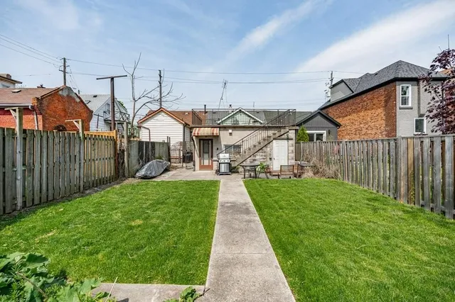 Additional image 39 of 350 JOHN St