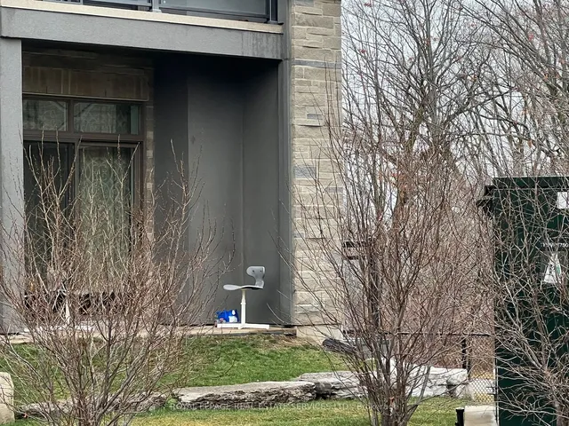 Additional image 3 of 35 Southshore Cres Unit 109