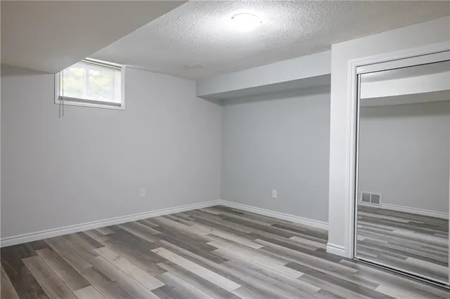 Additional image 30 of 5 ELLEN St