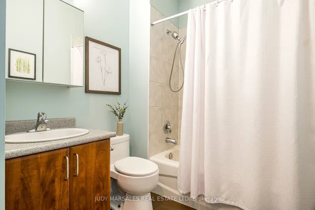 Additional image 18 of 66 Bay St Unit 612