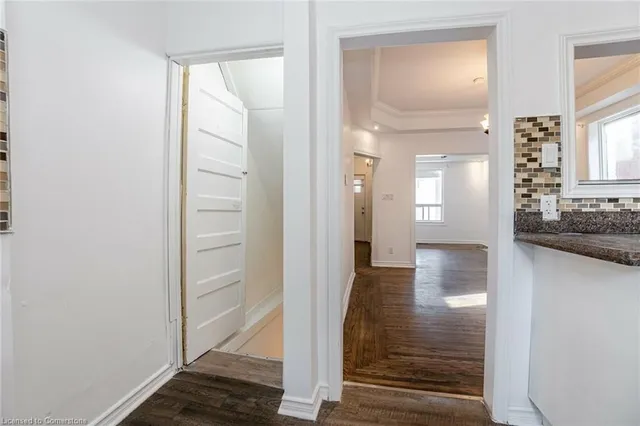 Additional image 37 of 683 Wilson St