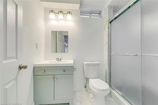 Additional image 30 of 8 Hackamore Crt