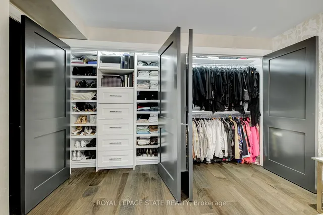 Additional image 29 of 397 King St Unit 215