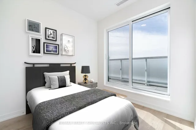 Additional image 17 of 415 Main St Unit 703