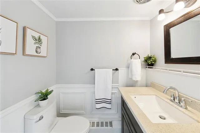 Additional image 22 of 1966 MAIN STREET Unit 1508