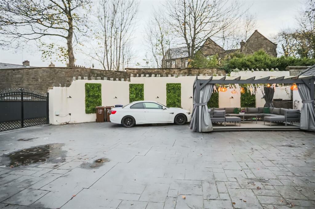 Additional image 72 of Manchester Road, Accrington