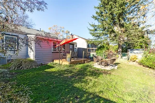 Additional image 40 of 82 Tolton Ave