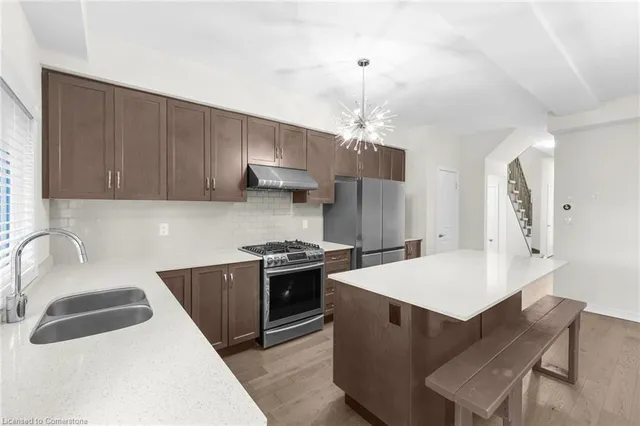 Additional image 10 of 377 Glancaster Rd Unit 3