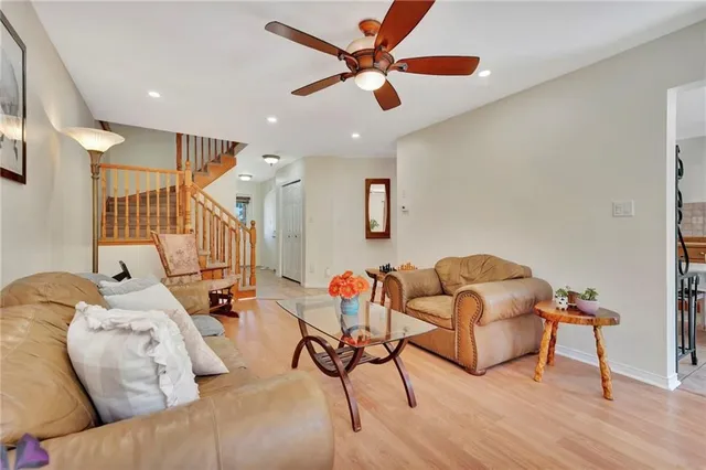 Additional image 9 of 30 MEADOWPOINT Dr