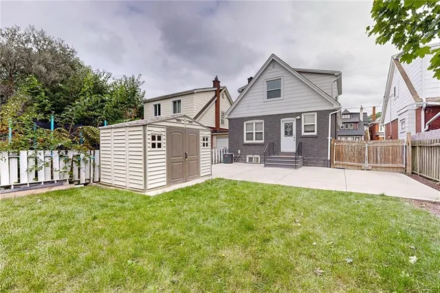 Additional image 40 of 192 WENTWORTH St