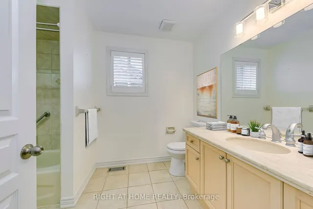 Additional image 24 of 8 Hackamore Crt