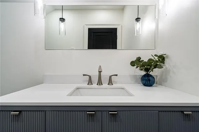 Additional image 36 of 111 LAKE AVENUE Dr