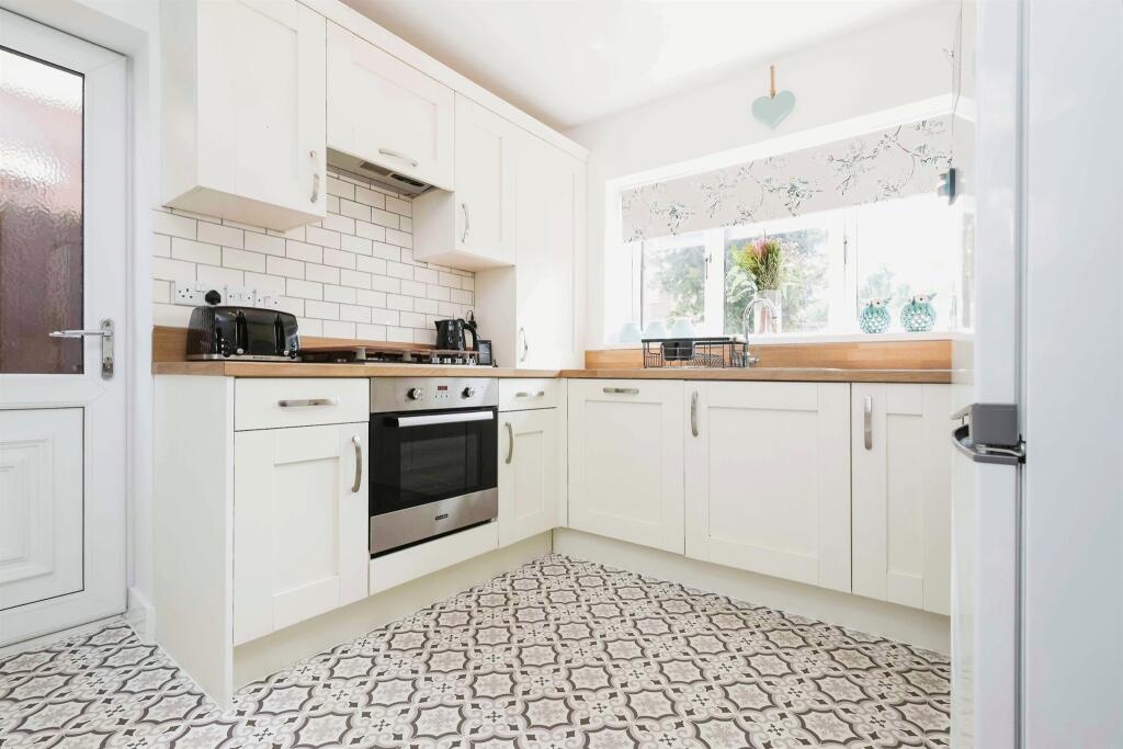 Additional image 13 of Reddal Hill Road, Cradley Heath