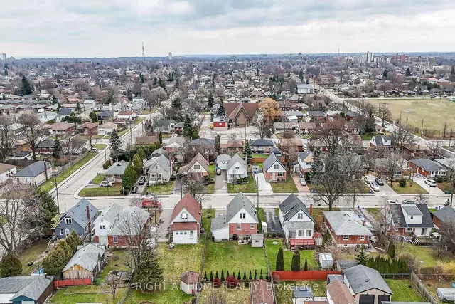 Additional image 34 of 147 Allenby Ave