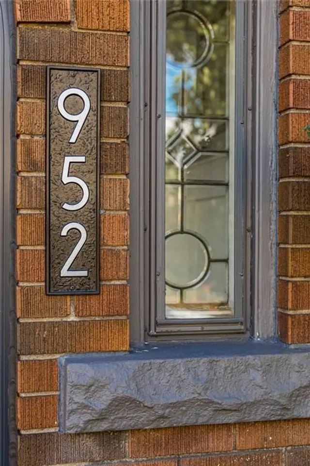 Additional image 7 of 952 MONTCLAIR Ave