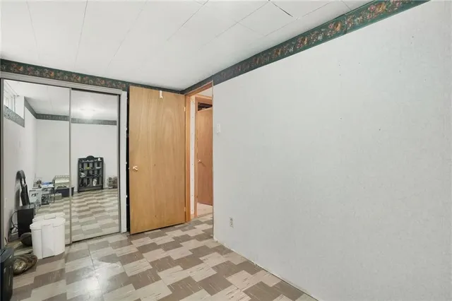 Additional image 28 of 38 DUBARRY Blvd