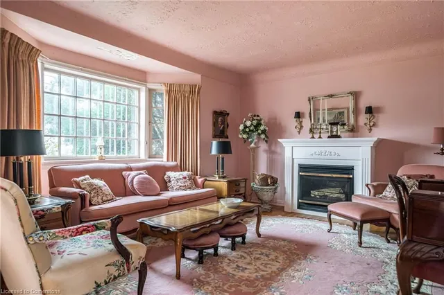 Additional image 11 of 144 Brantdale Ave