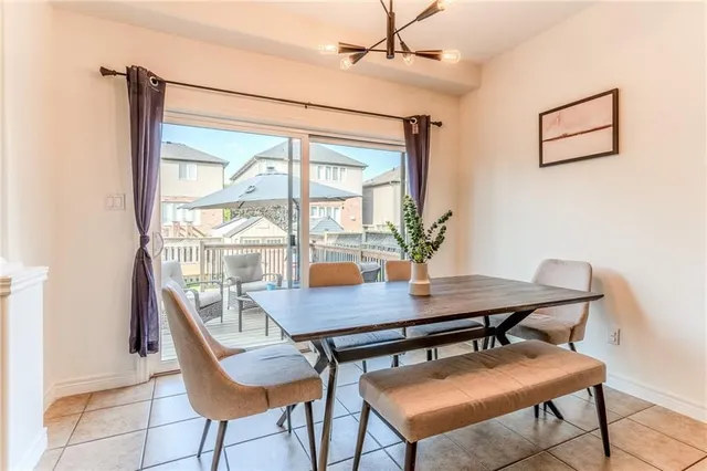 Additional image 9 of 31 TOPAZ St