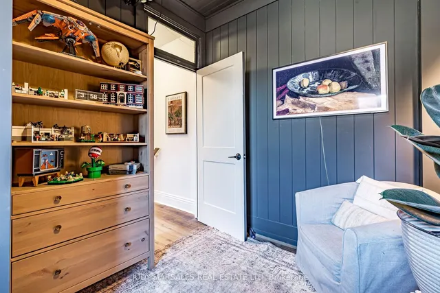 Additional image 23 of 185 Emerald St Unit 1/2