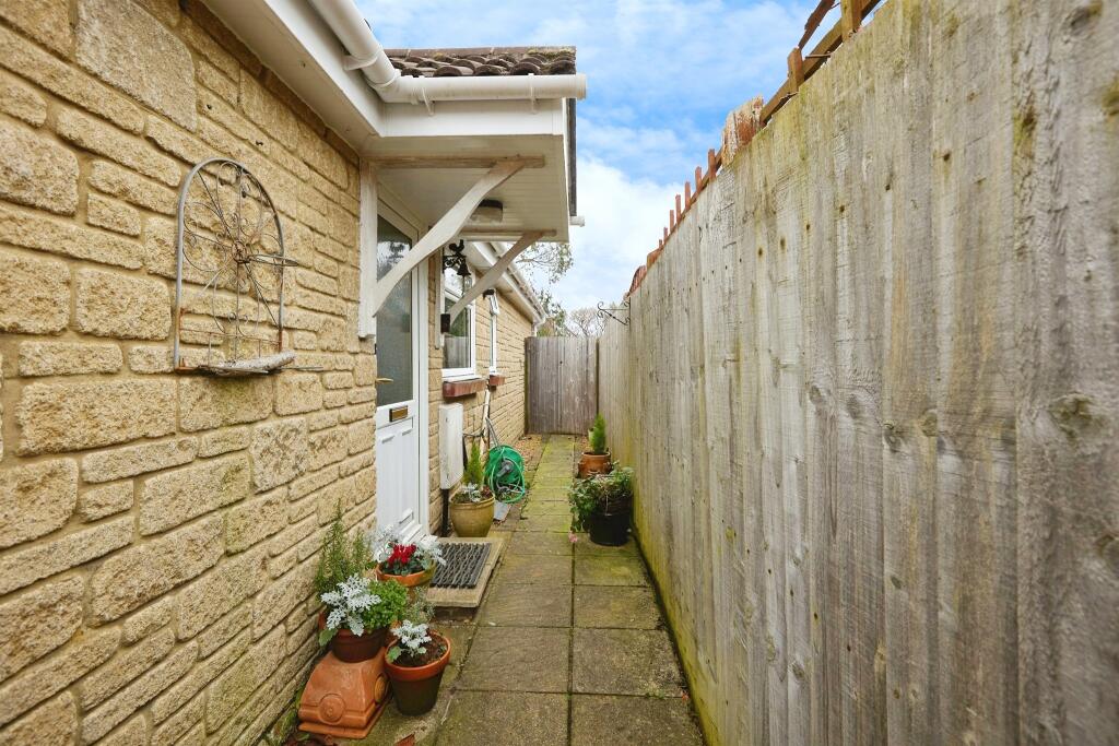 Additional image 17 of Saunters Close, Wincanton