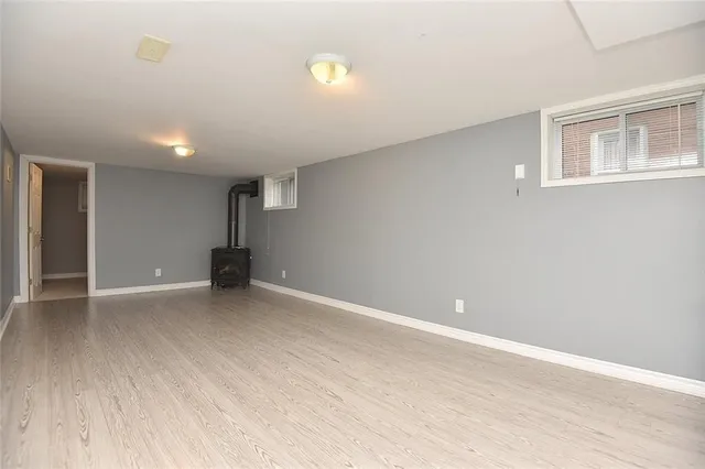 Additional image 25 of 400 EAST 43RD St