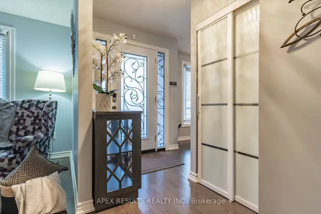 Additional image 3 of 52 Boston Cres