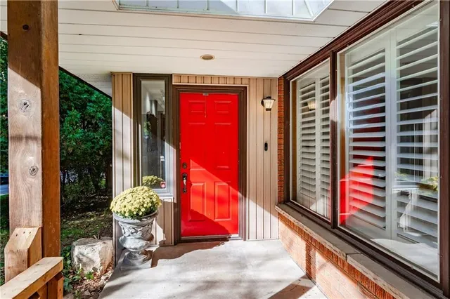 Additional image 3 of 38 OSLER Dr