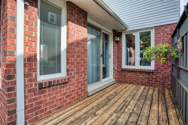 Additional image 38 of 48 KARSH Cres