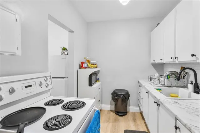 Additional image 8 of 57 Mericourt Rd Unit 302