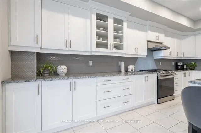 Additional image 20 of 123 Dulgaren St