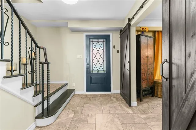 Additional image 8 of 711 RIDGE Rd