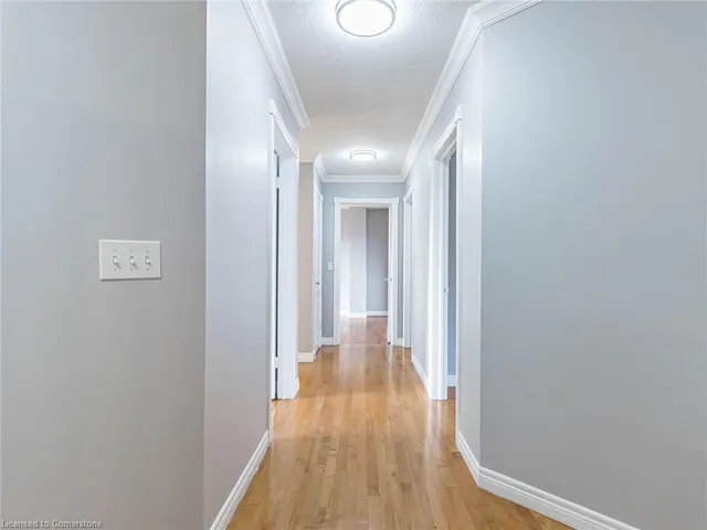 Additional image 31 of 891 8 Hwy