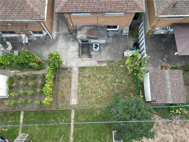 Additional image 33 of 19 Delena Ave