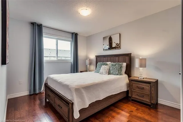 Additional image 15 of 17 Palacebeach Trail