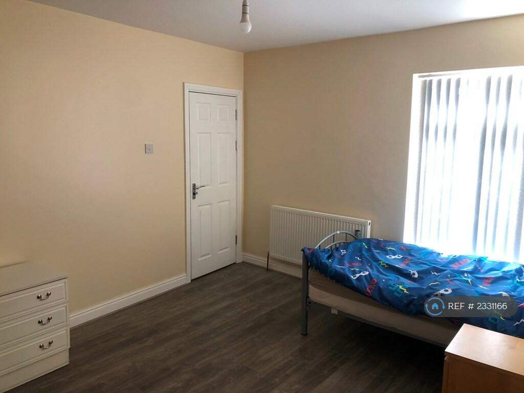 Additional image 4 of Holyhead Rd, Birmingham, B21