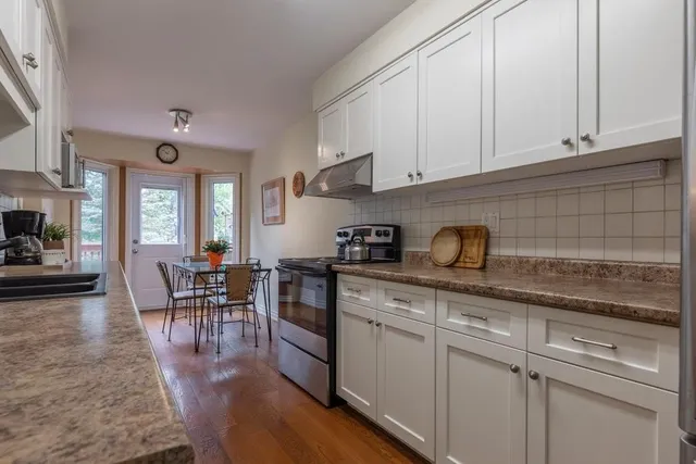 Additional image 17 of 30 OSLER Dr Unit 6